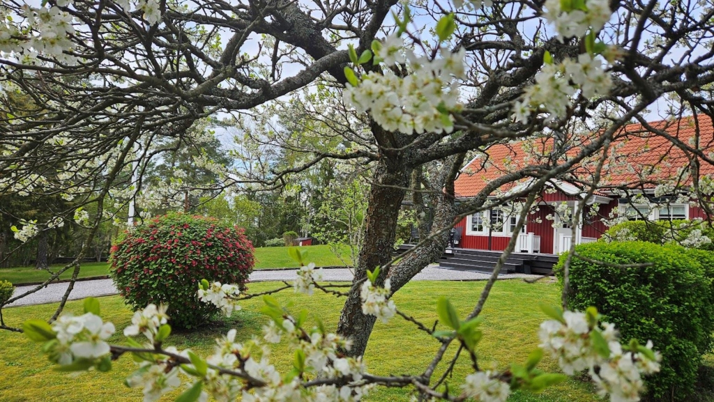 Välkommen till detta underbara hus med bullerby känsla.