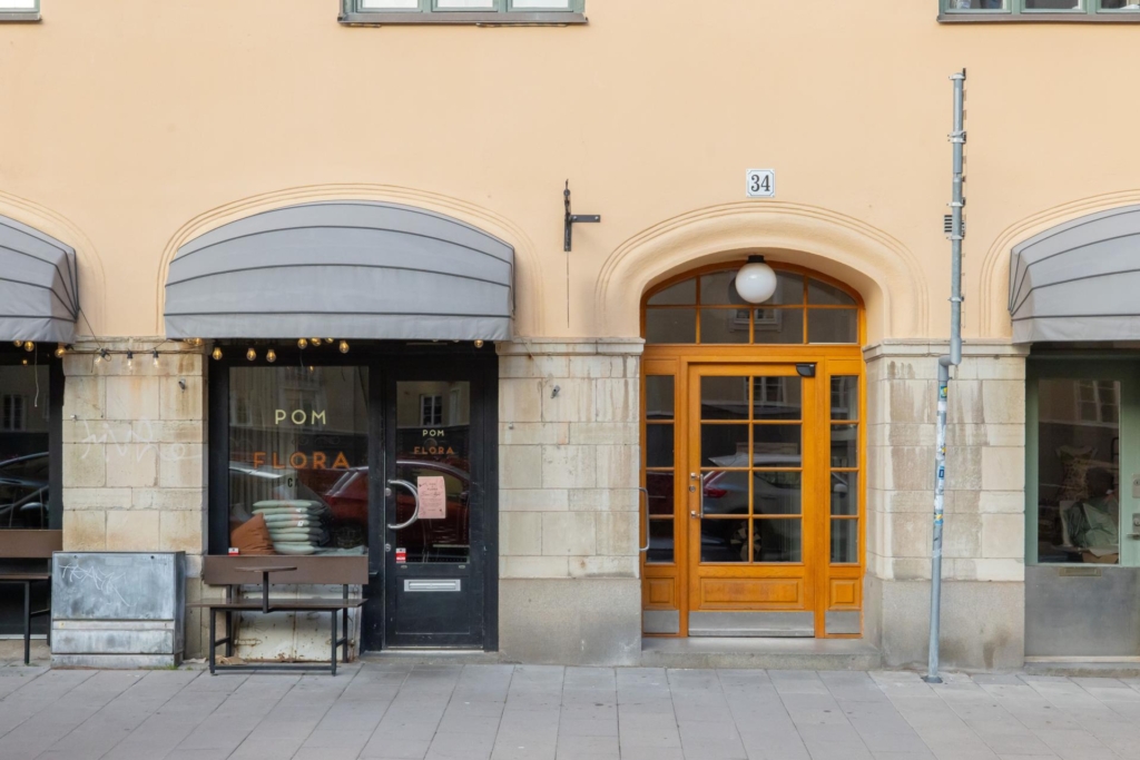 Sekelskifte – Högt läge – Fri utsikt – Stor balkong – Smakfullt renoverad