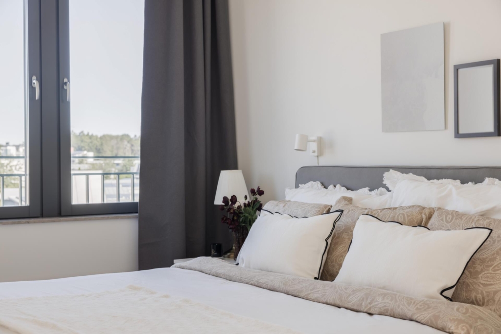 Stilfullt radhus i populära Silverdal